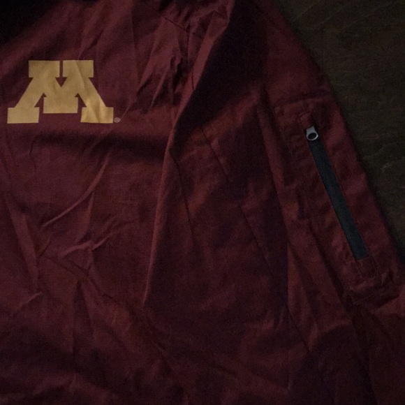NEW University of Minnesota Mens or Ladies Windbreaker - Picture 2 of 8